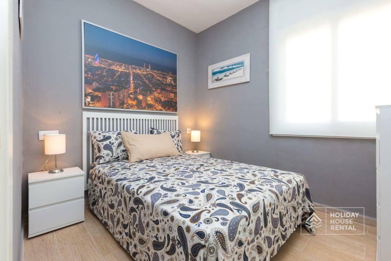 S12 - Beach Front Apartment --Free Wifi- 살루 외부 사진